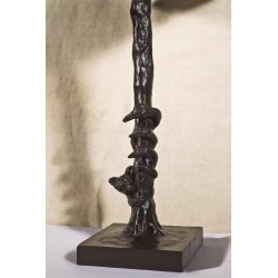 Lampe de table en bronze. Modèle renard et oies dans un arbre